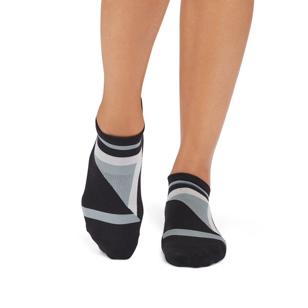 Savvy Grip Socks | Socks > Grip | Tavi – Tavi Active