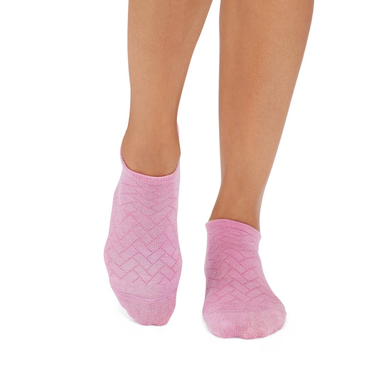 Savvy Grip Socks | Socks > Grip | Tavi – Tavi Active