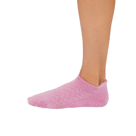 Savvy Grip Socks | Socks > Grip | Tavi – Tavi Active