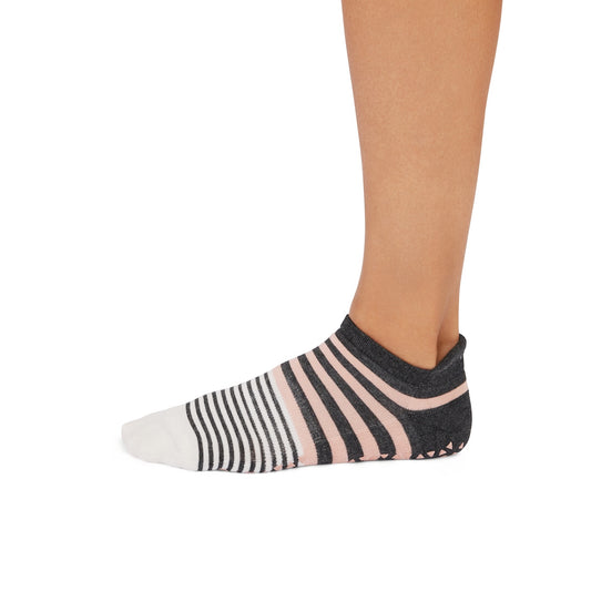 Savvy Grip Socks | Socks > Grip | Tavi – Tavi Active
