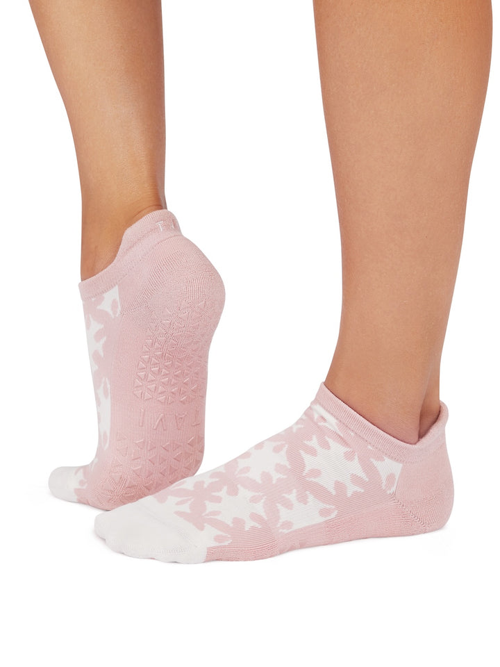 Savvy Grip Socks | Socks > Grip | Tavi – Tavi Active