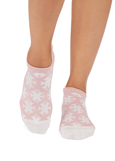 Savvy Grip Socks | Socks > Grip | Tavi – Tavi Active