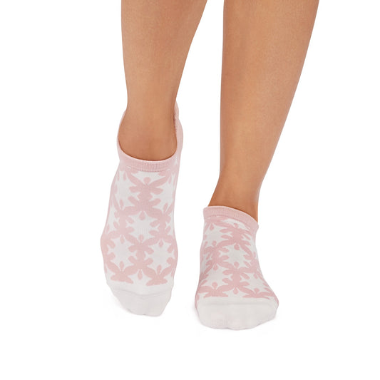 Savvy Grip Socks | Socks > Grip | Tavi – Tavi Active