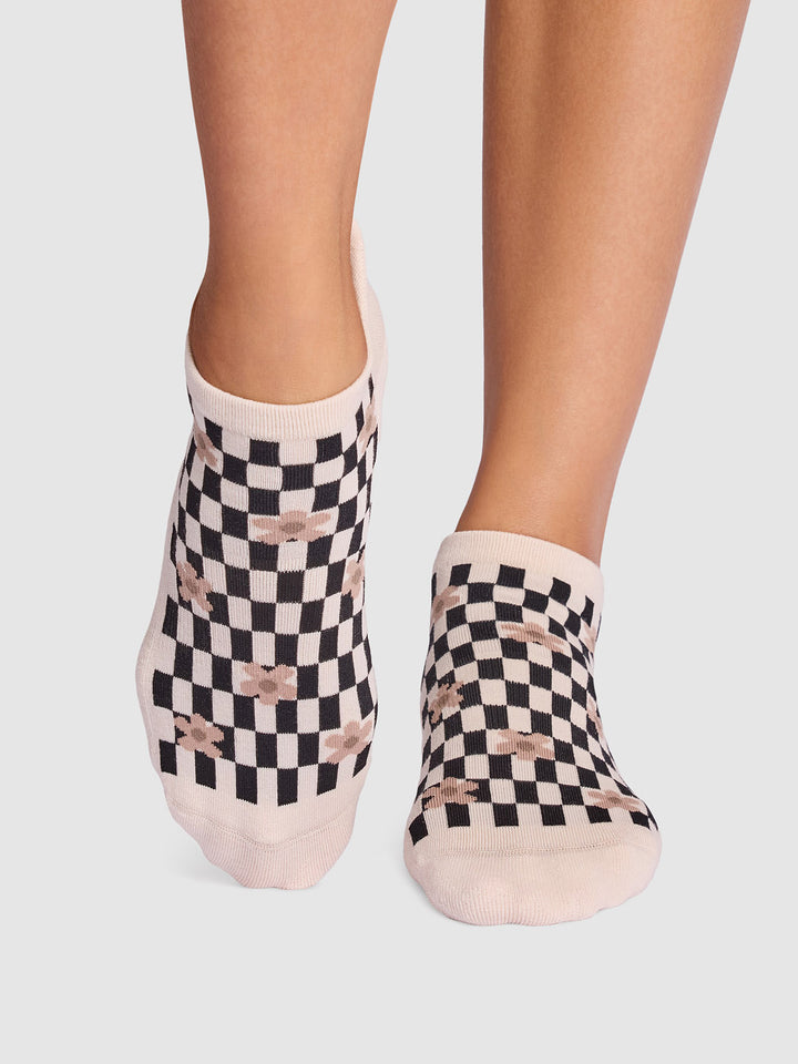 Savvy Grip Socks | | Tavi – Tavi Active