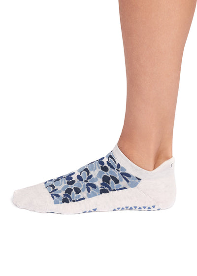 Savvy Grip Socks | Socks > Grip | Tavi – Tavi Active