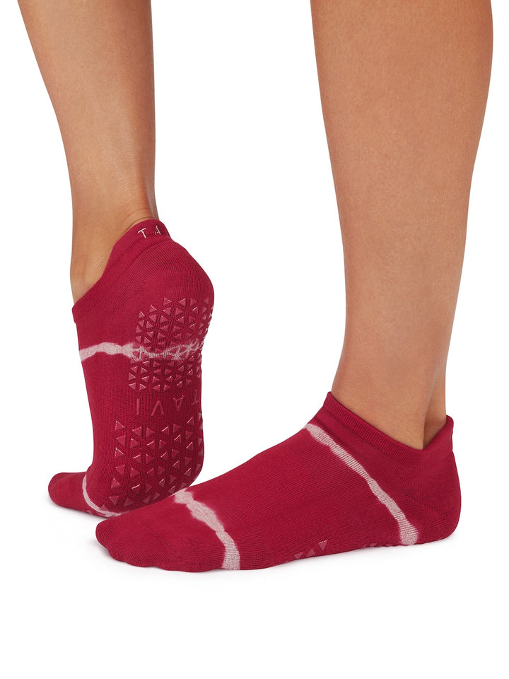 Savvy Grip Socks | Socks > Grip | Tavi – Tavi Active