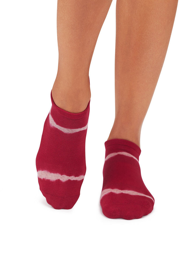 Savvy Grip Socks | Socks > Grip | Tavi – Tavi Active