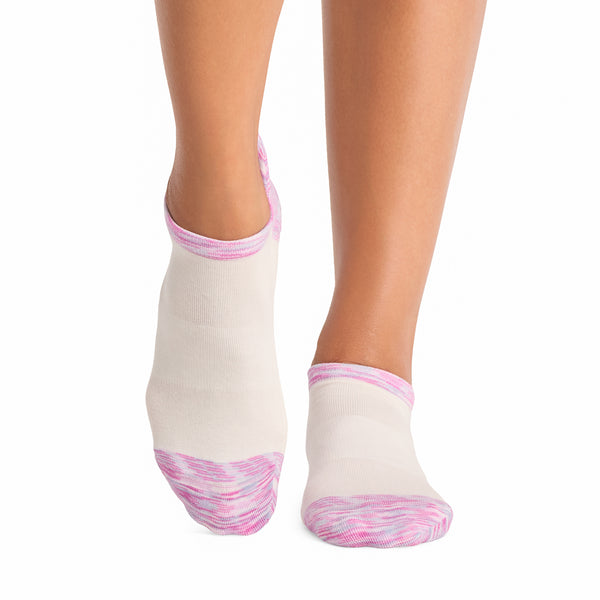 Savvy Grip Socks | Socks > Grip | Tavi – Tavi Active