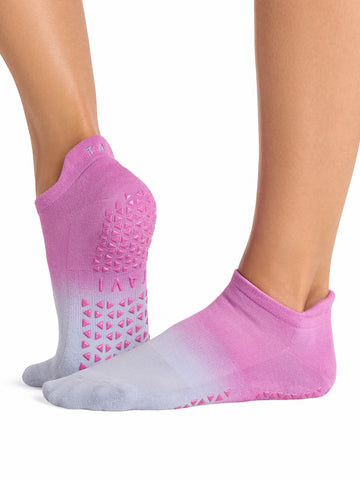 Savvy Grip Socks | Socks > Grip | Tavi – Tavi Active