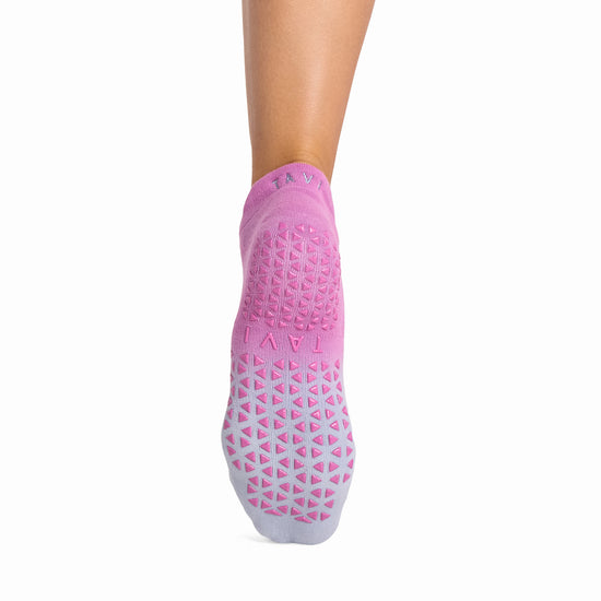 Savvy Grip Socks | Socks > Grip | Tavi – Tavi Active