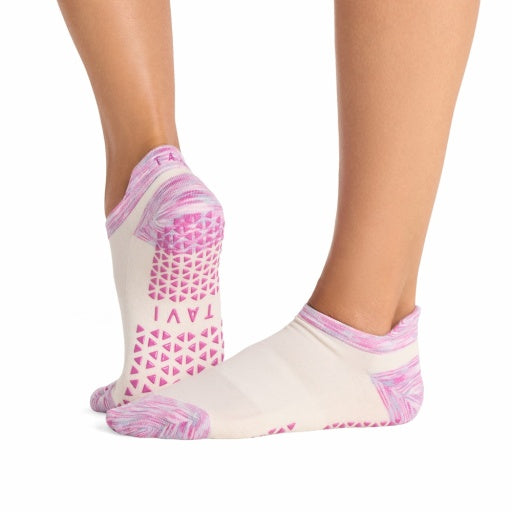 Savvy Grip Socks | Grip Socks | Tavi – Tavi Active
