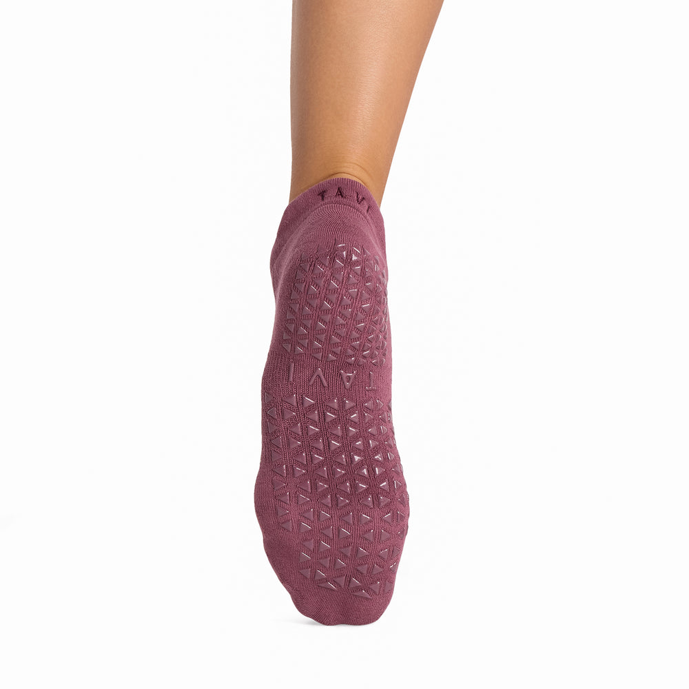 Savvy Grip Socks | Socks > Grip | Tavi – Tavi Active