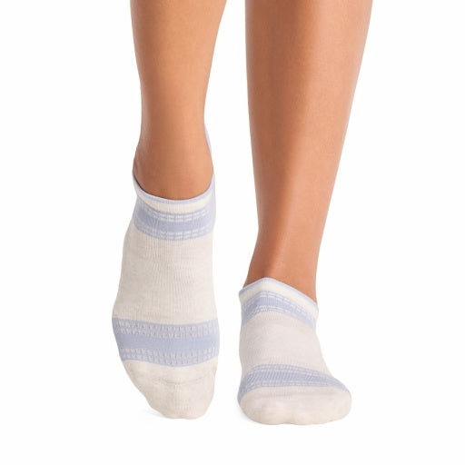 Savvy Grip Socks | Socks > Grip | Tavi – Tavi Active