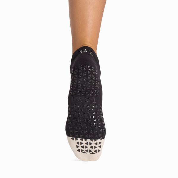 Savvy Grip Socks | Socks > Grip | Tavi – Tavi Active