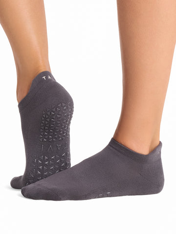 Savvy Grip Socks | Socks > Grip | Tavi – Tavi Active