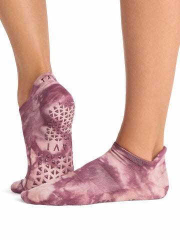 Savvy Grip Socks | Socks > Grip | Tavi – Tavi Active