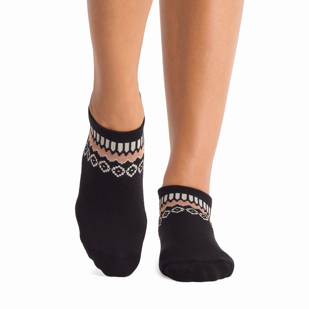 Savvy Grip Socks | Socks > Grip | Tavi – Tavi Active