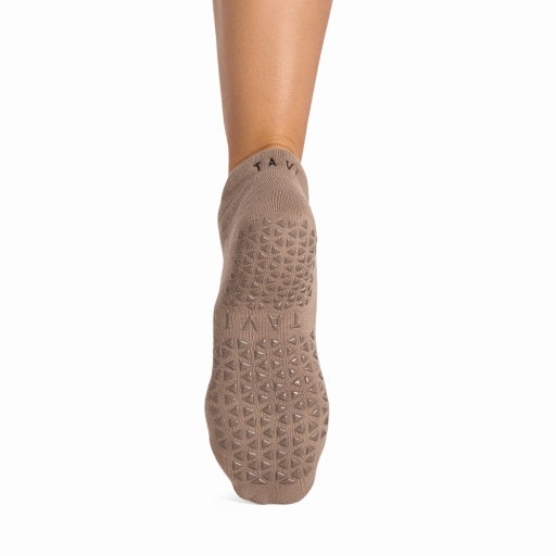 Savvy Grip Socks | Socks > Grip | Tavi – Tavi Active