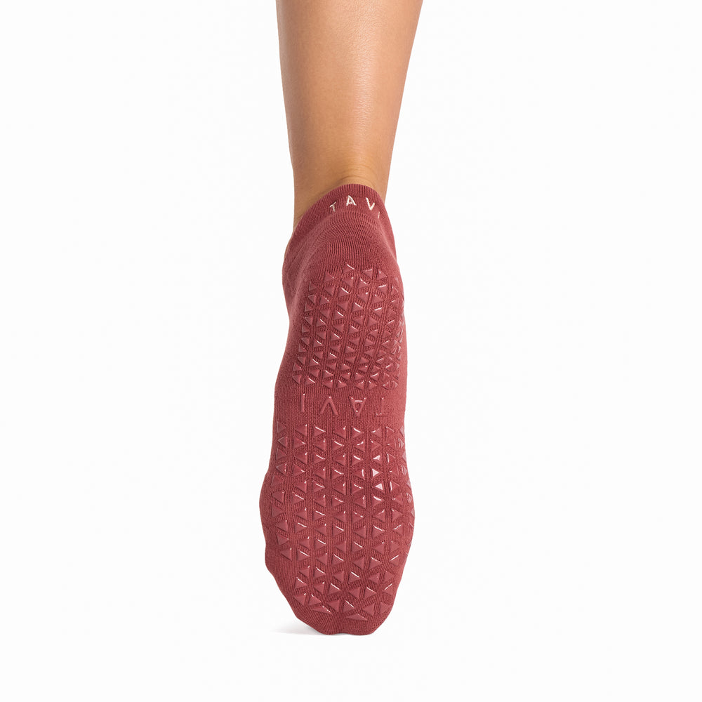Savvy Grip Socks | Socks > Grip | Tavi – Tavi Active