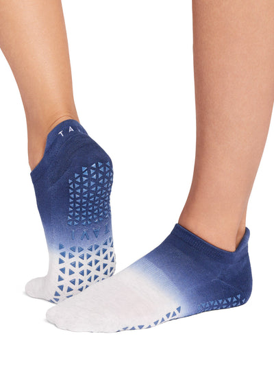 Savvy Grip Socks | Socks > Grip | Tavi – Tavi Active