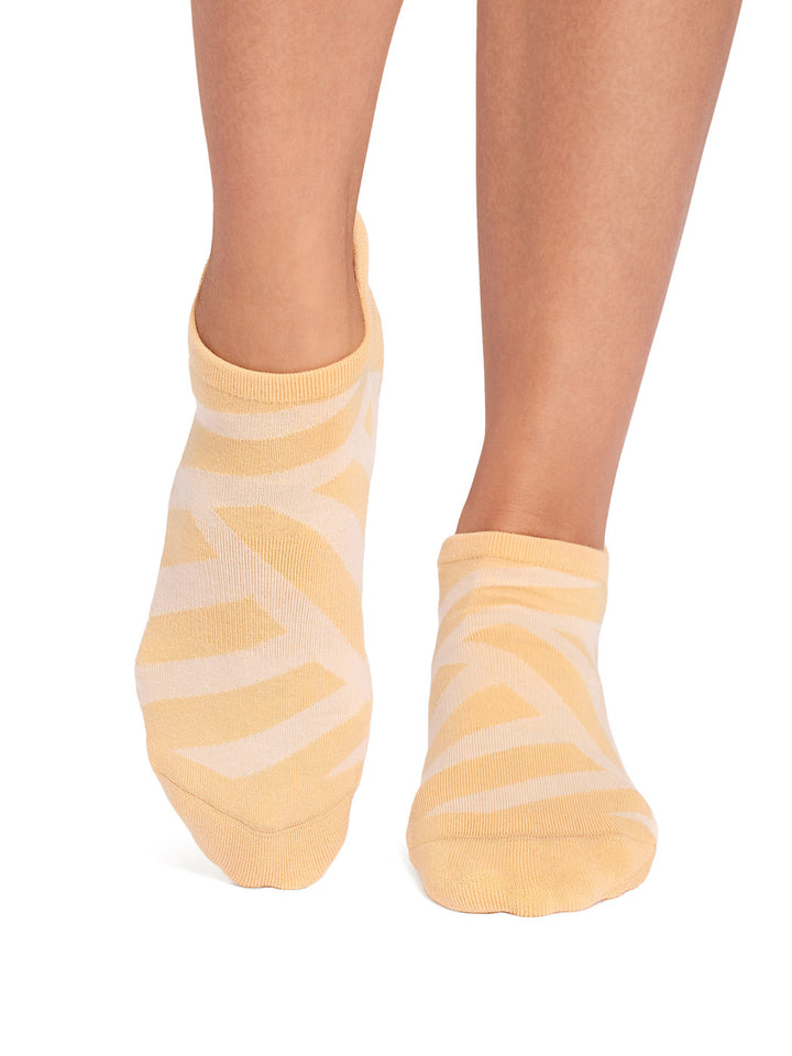 Savvy Grip Socks | Socks > Grip | Tavi – Tavi Active