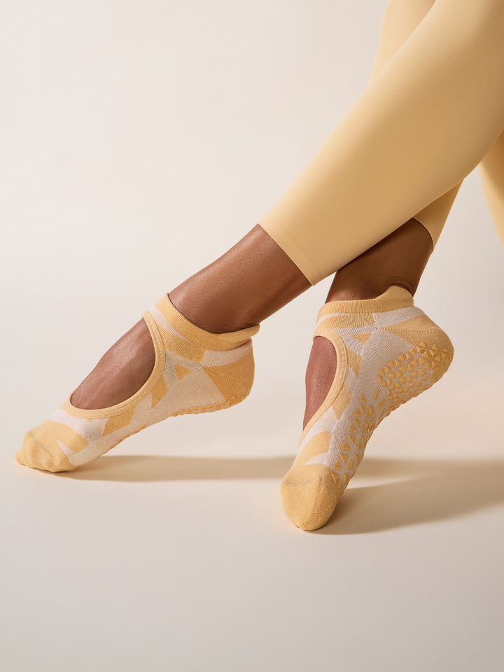 Emma Grip Socks | Socks > Grip | Tavi – Tavi Active