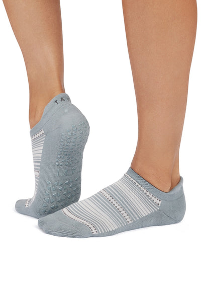 Savvy Grip Socks | Socks > Grip | Tavi – Tavi Active
