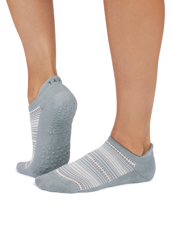 Savvy Grip Socks | Socks > Grip | Tavi – Tavi Active