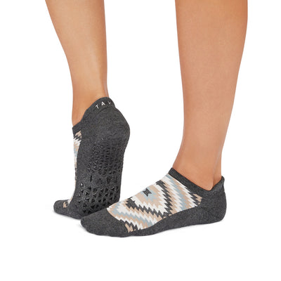 Savvy Grip Socks | Socks > Grip | Tavi – Tavi Active