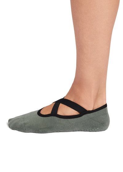 Chloe Grip Socks | Socks > Grip | Tavi – Tavi Active