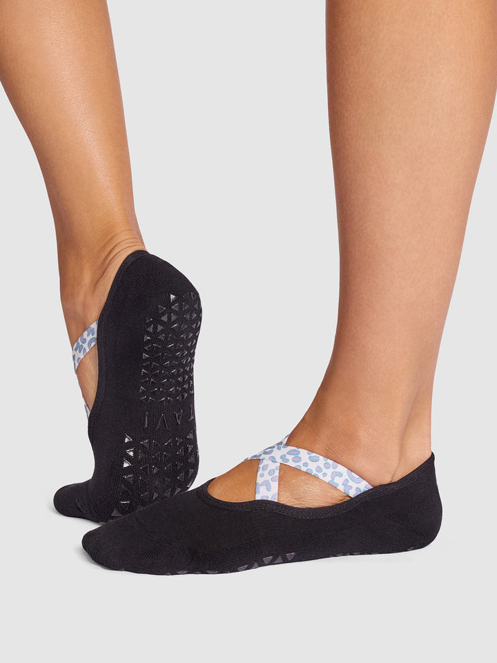 Chloe Grip Socks | Socks > Grip | Tavi – Tavi Active