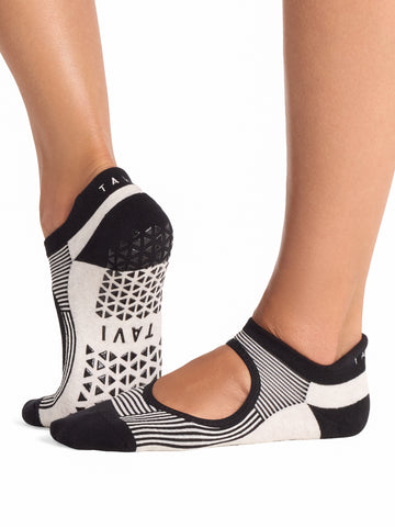 Emma Grip Socks | Socks > Grip | Tavi – Tavi Active
