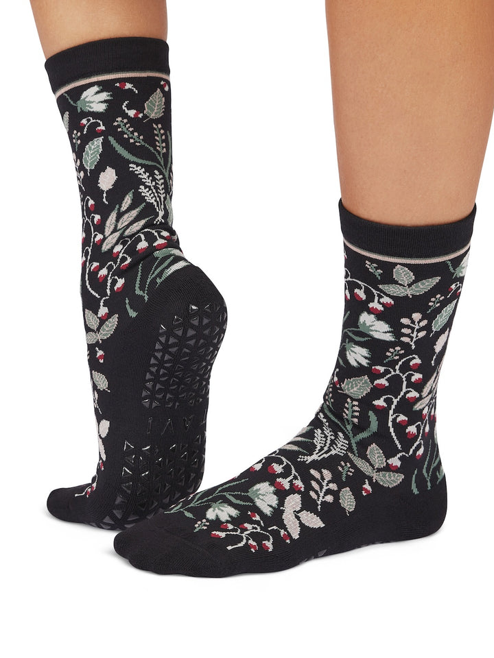 Jess Grip Socks | Socks > Grip | Tavi – Tavi Active