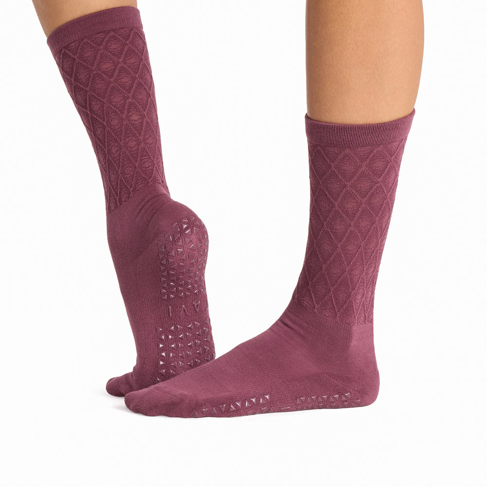 Jess Grip Socks | Socks > Grip | Tavi – Tavi Active