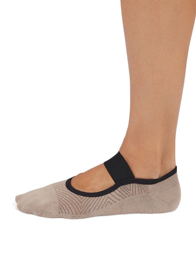 Lola Grip Socks | Socks > Grip | Tavi – Tavi Active