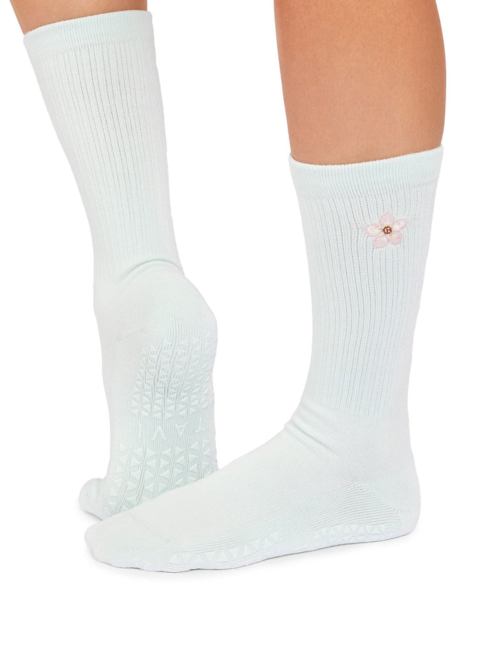Kai Grip Socks | Socks > Grip | Tavi – ToeSox | Tavi | Vooray