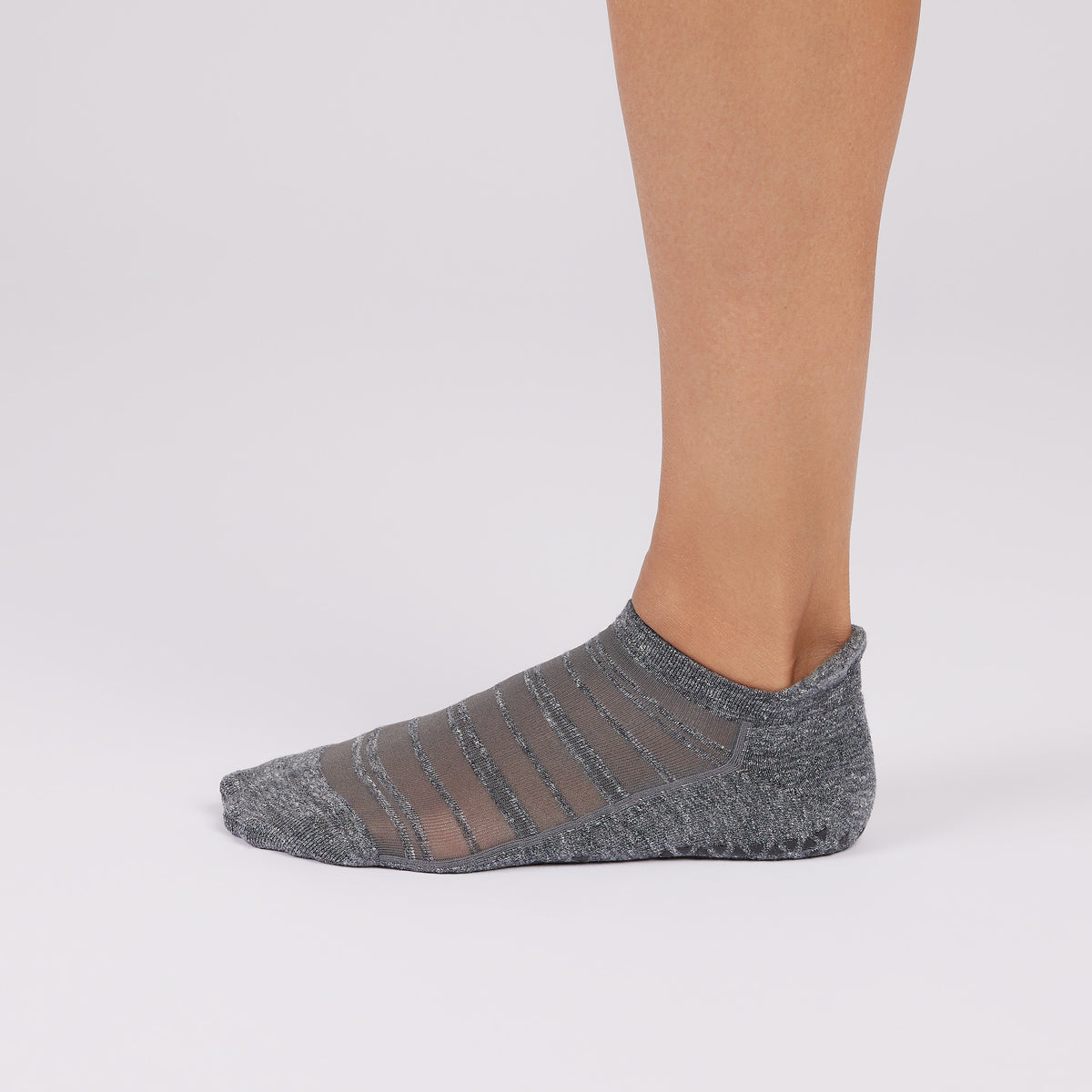 Savvy Breeze Grip Socks | Socks > Grip | Tavi – Tavi Active
