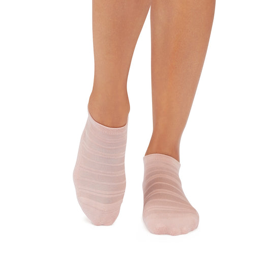 Savvy Breeze Grip Socks | Socks > Grip | Tavi – Tavi Active