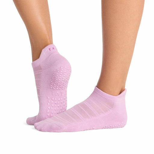 Savvy Breeze Grip Socks | Socks > Grip | Tavi – Tavi Active