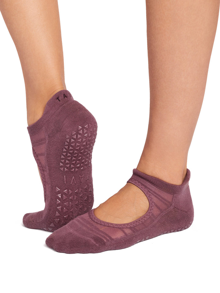 Emma Breeze Grip Socks | Socks > Grip | Tavi – Tavi Active