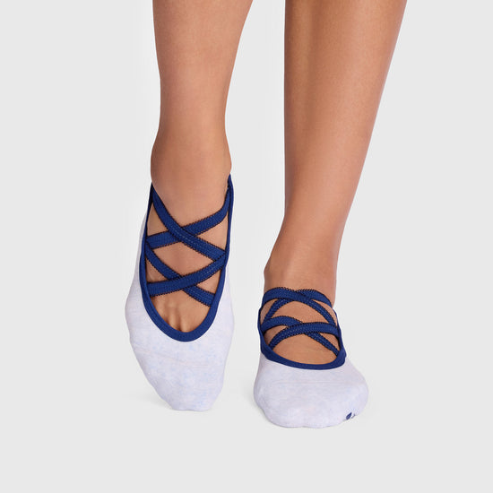 Luanna Grip Socks | Socks > Grip | Tavi – Tavi Active