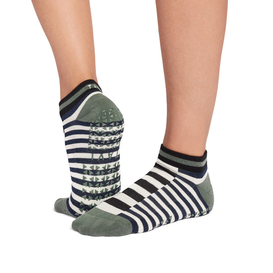 Cora Grip Socks | Socks > Grip | Tavi – Tavi Active