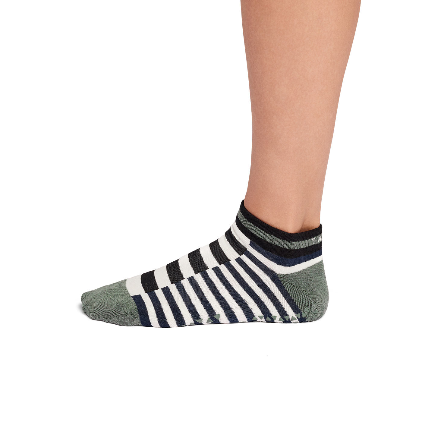 Cora Grip Socks | Socks > Grip | Tavi – Tavi Active