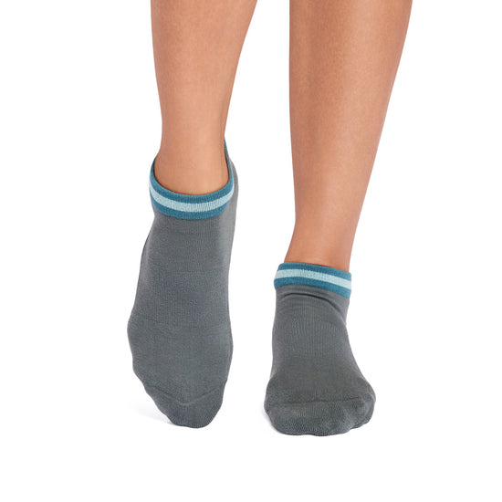 Cora Grip Socks | Socks > Grip | Tavi – Tavi Active