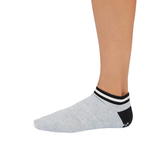 Cora Grip Socks | Socks > Grip | Tavi – Tavi Active