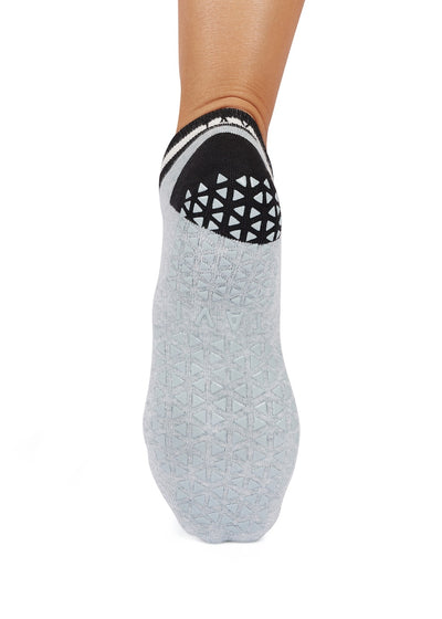 Cora Grip Socks | Socks > Grip | Tavi – Tavi Active