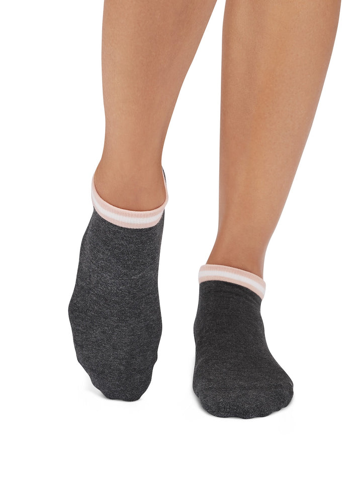 Cora Grip Socks | Socks > Grip | Tavi – Tavi Active