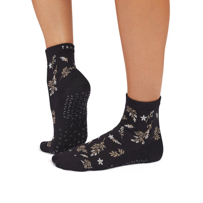 Aria Grip Socks | Socks > Grip | Tavi – Tavi Active