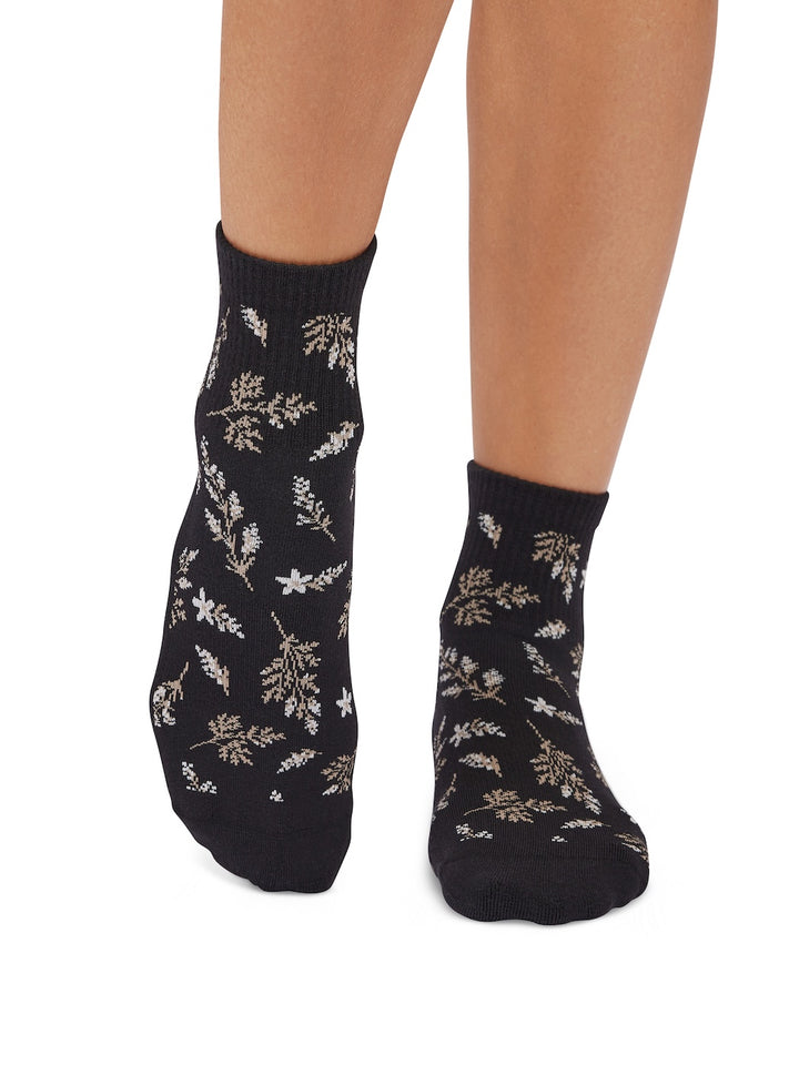 Aria Grip Socks | Socks > Grip | Tavi – Tavi Active