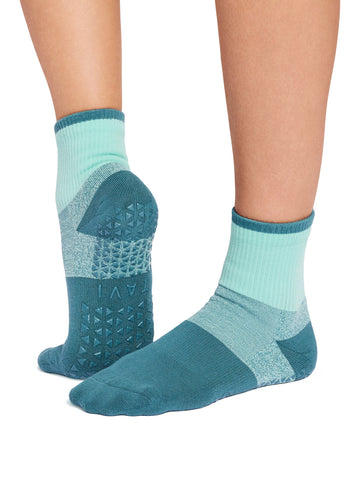 Aria Grip Socks | Socks > Grip | Tavi – Tavi Active